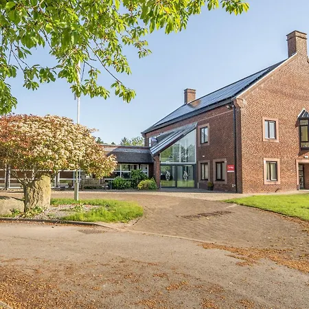 Jubilee First-floor Double Bedroom * Penrith